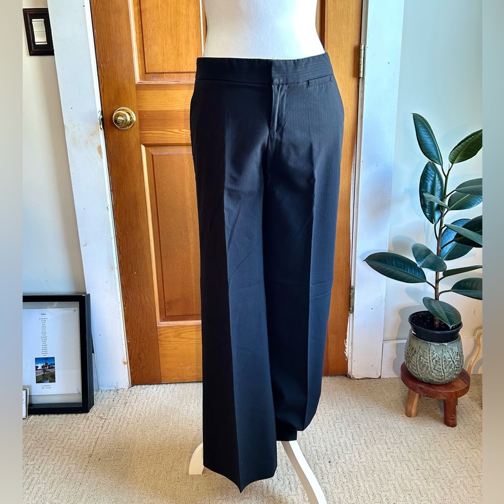 Banana Republic Polyester Rayon Spandex Blend Black Textured Pinstripe Trousers